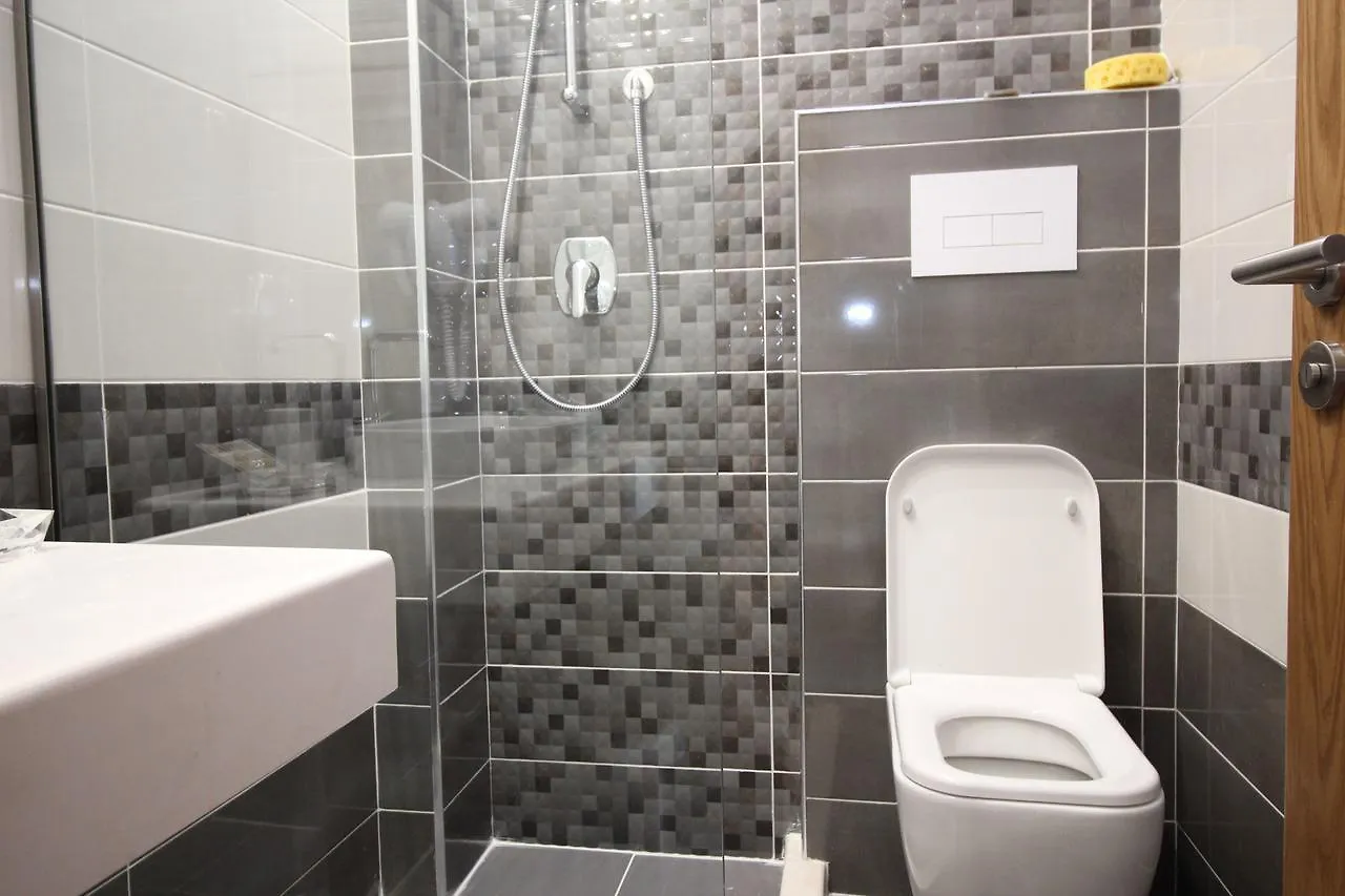 Hotel Kristera Kanine